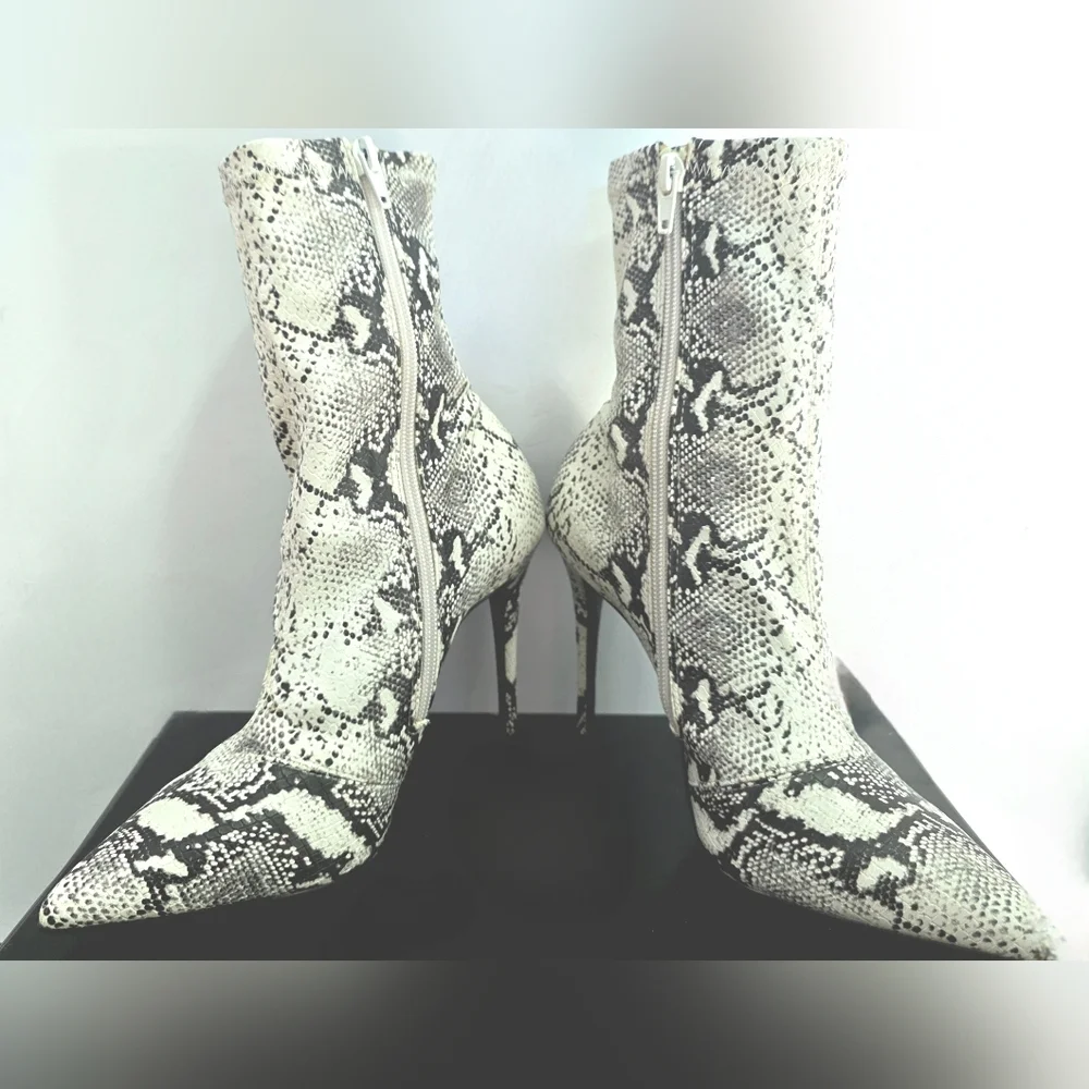 BRAND NEW Steve Madden Daffy Snakeskin Ankle Boots Stiletto Heel Pointed Toe 6.5 - Picture 4 of 16